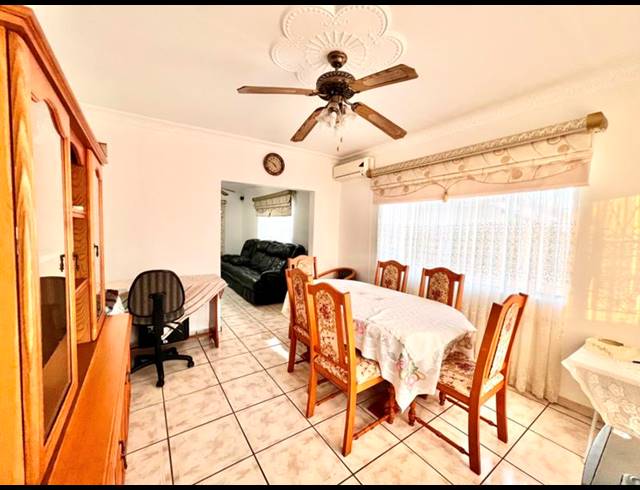 3 BEDROOM HOUSE FOR SALE IN ORIENT HEIGHTS